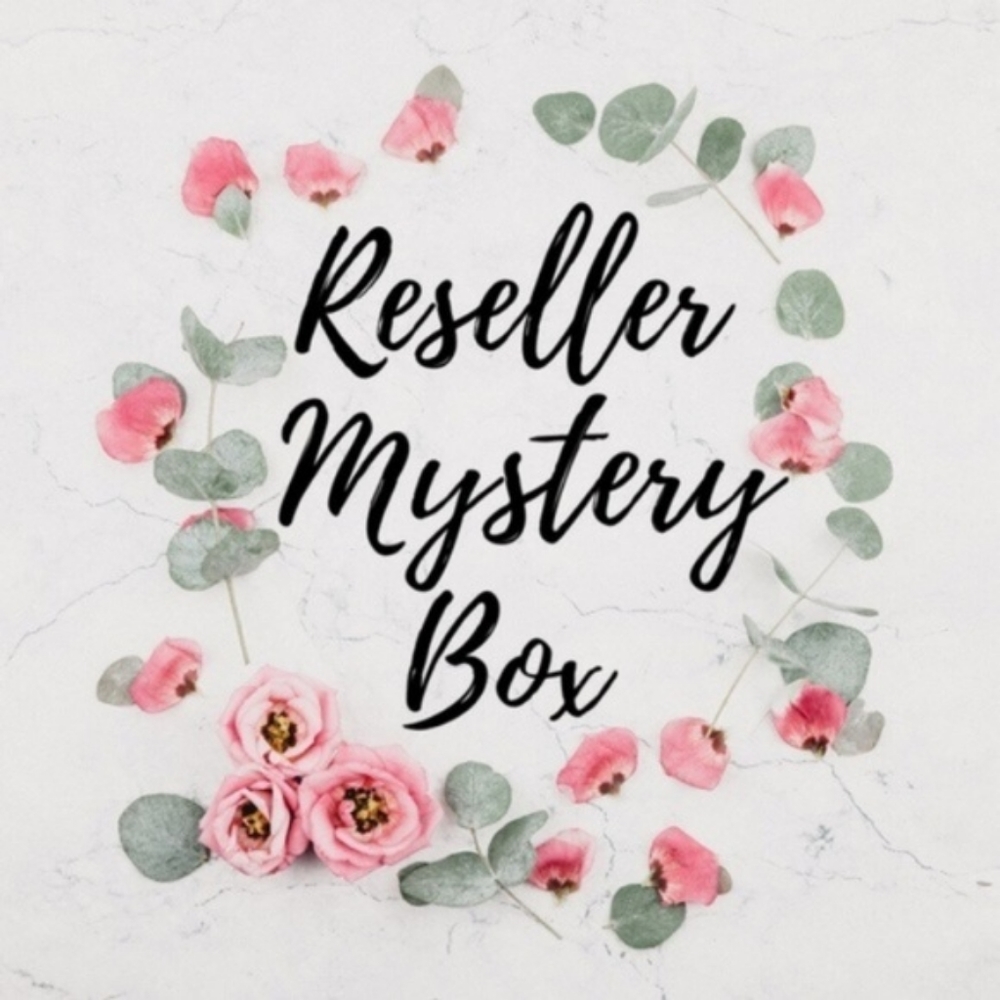 Womens 4 Item Clothing Reseller Mystery Box
